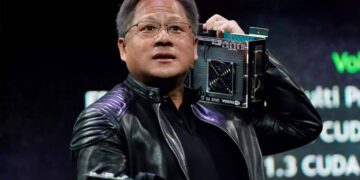مدیرعامل انویدیا: هوش مصنوعی می‌تواند هر کسی را برنامه‌نویس کند